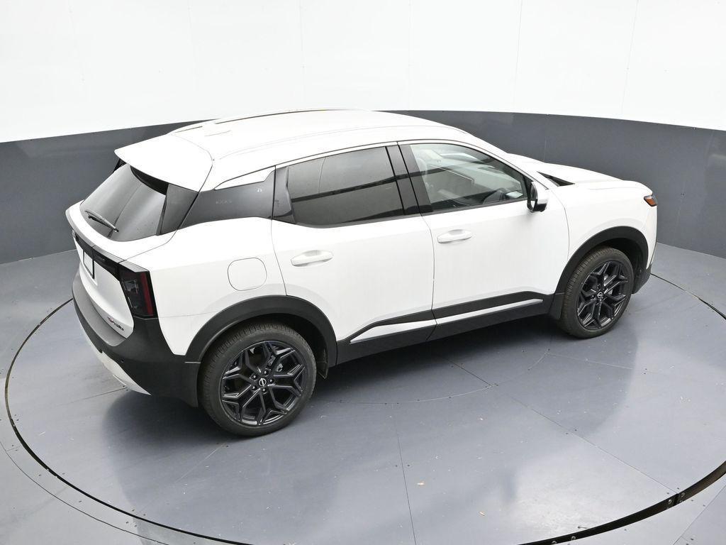 new 2025 Nissan Kicks car, priced at $29,540