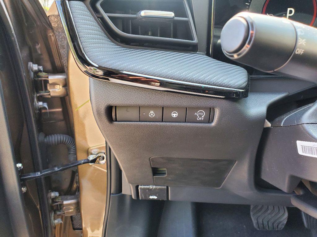 new 2025 Nissan Kicks car, priced at $27,030