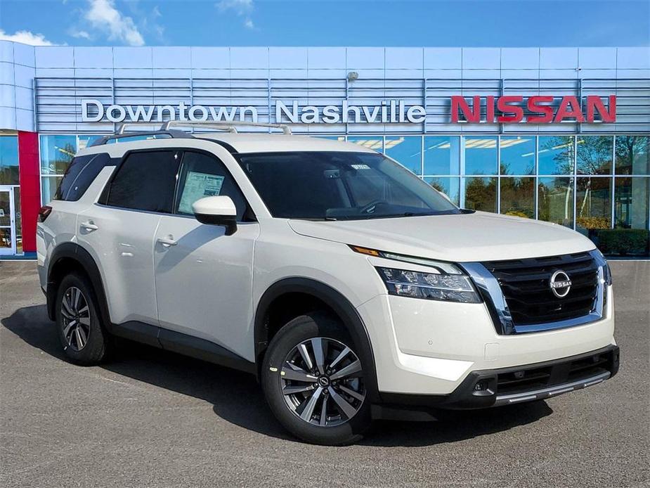 new 2024 Nissan Pathfinder car, priced at $41,418
