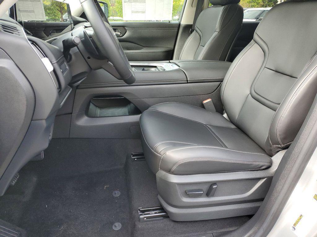 new 2025 Nissan Armada car, priced at $56,565