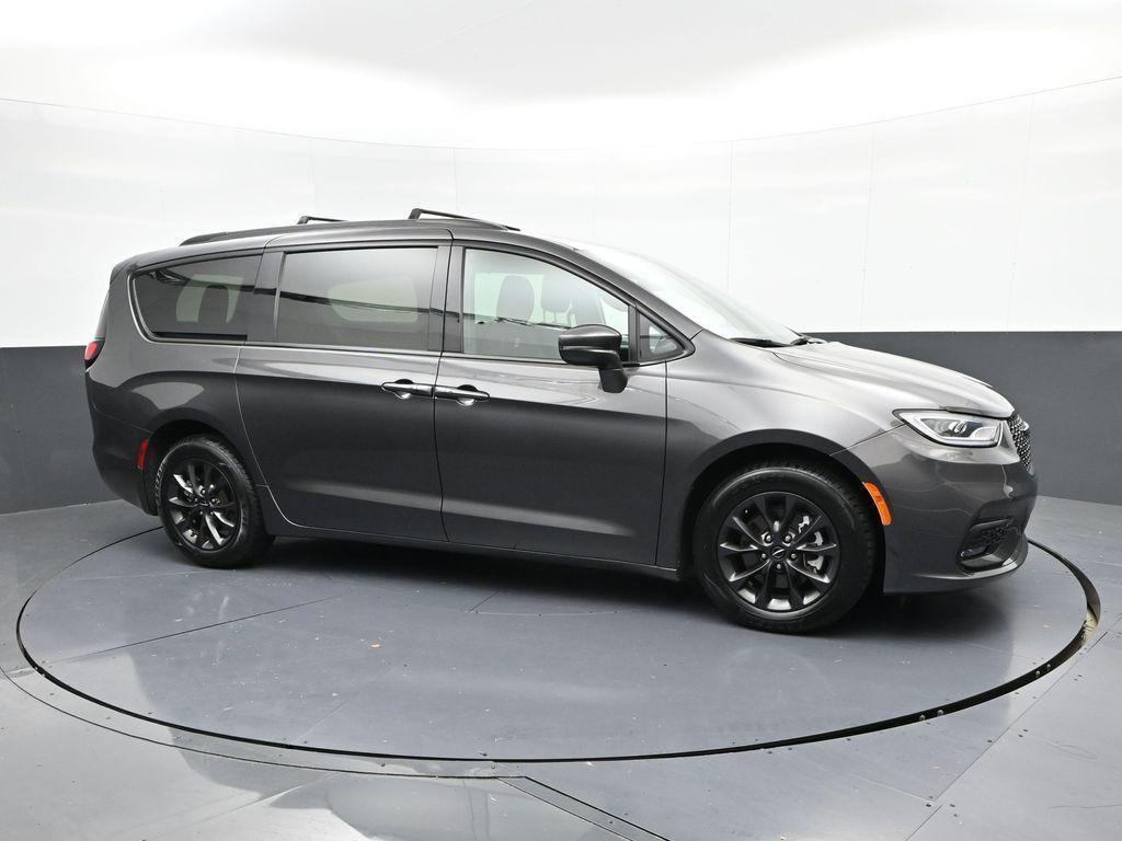 used 2021 Chrysler Pacifica car, priced at $24,429