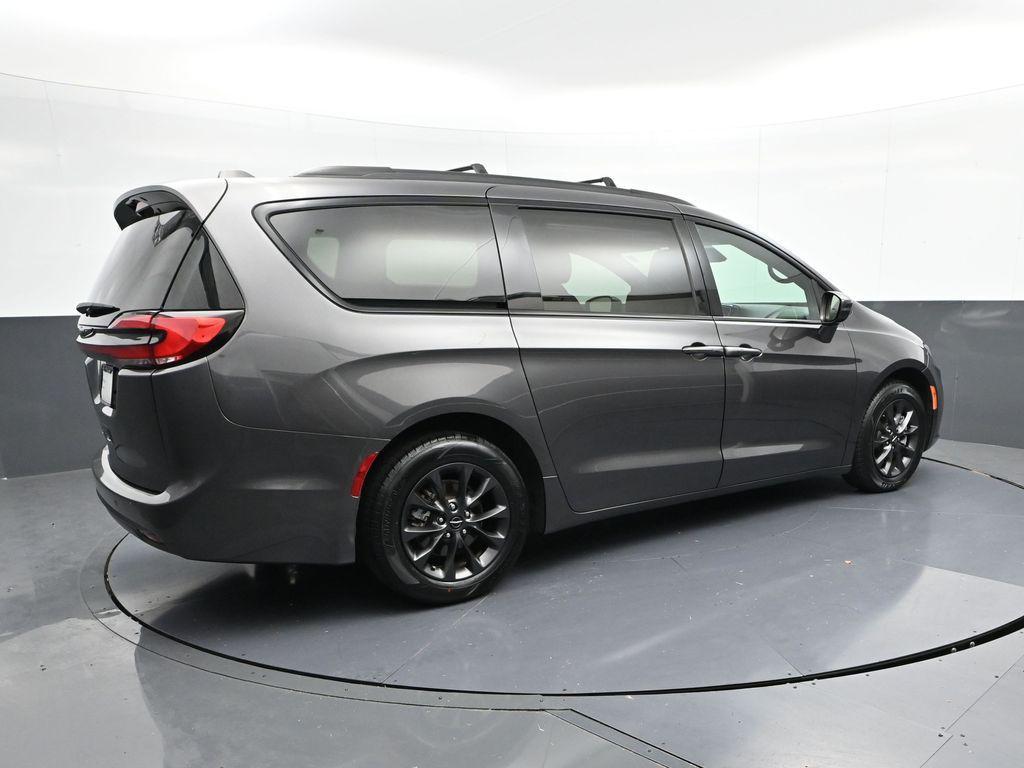 used 2021 Chrysler Pacifica car, priced at $24,429