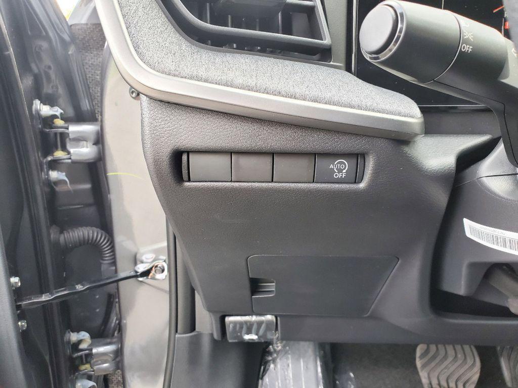 new 2025 Nissan Kicks car, priced at $22,065