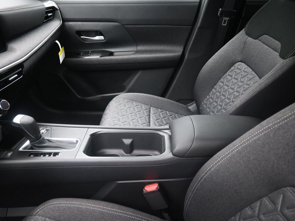 new 2025 Nissan Kicks car, priced at $22,865