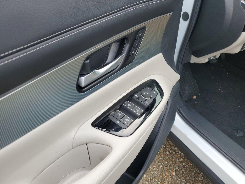 new 2025 Nissan Murano car, priced at $40,822