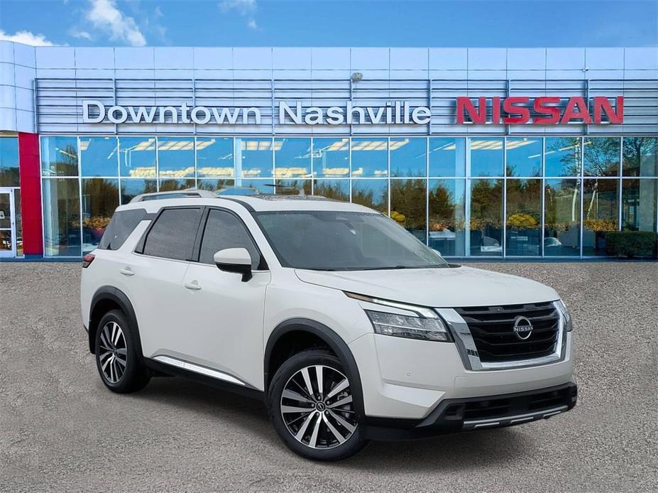 new 2024 Nissan Pathfinder car, priced at $45,922