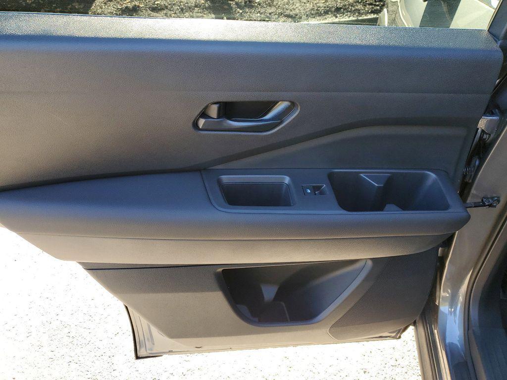 used 2025 Nissan Pathfinder car, priced at $35,964