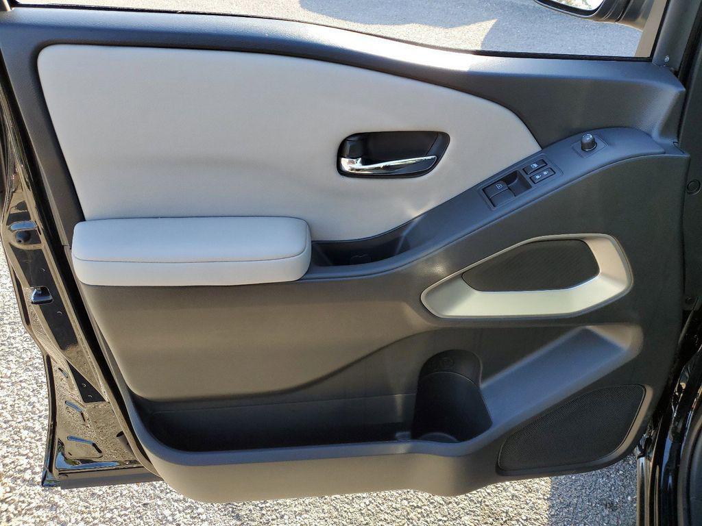 new 2025 Nissan Frontier car, priced at $30,900