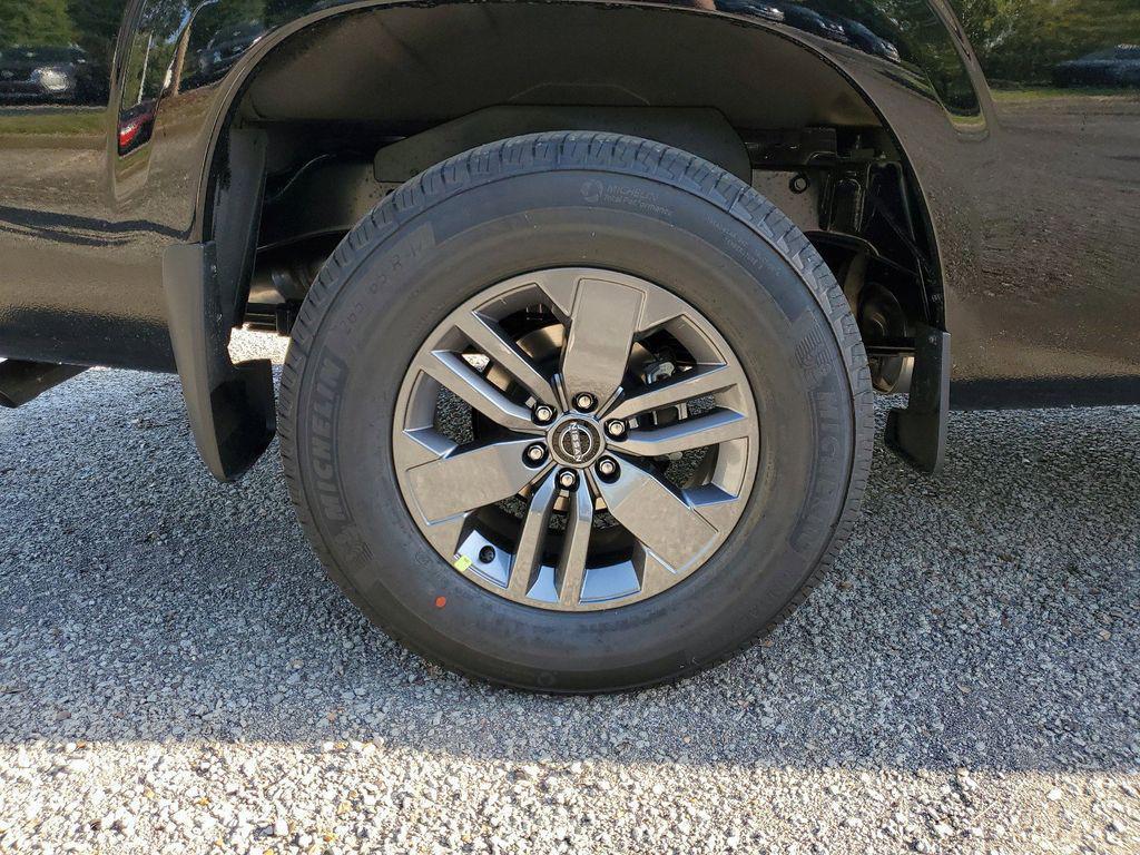 new 2025 Nissan Frontier car, priced at $30,900