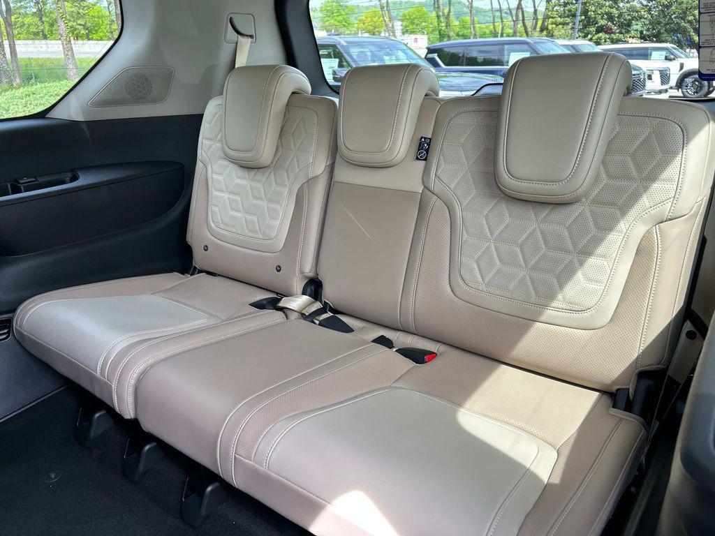 new 2025 Nissan Armada car, priced at $68,858
