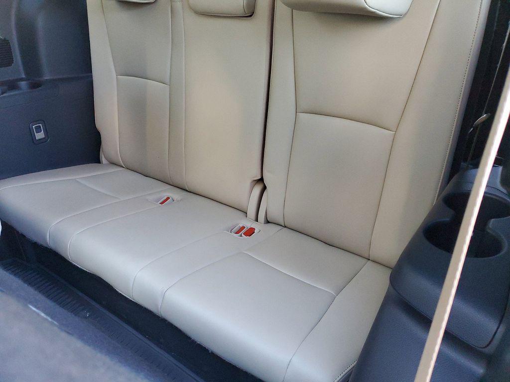 used 2022 Toyota Highlander car, priced at $42,994