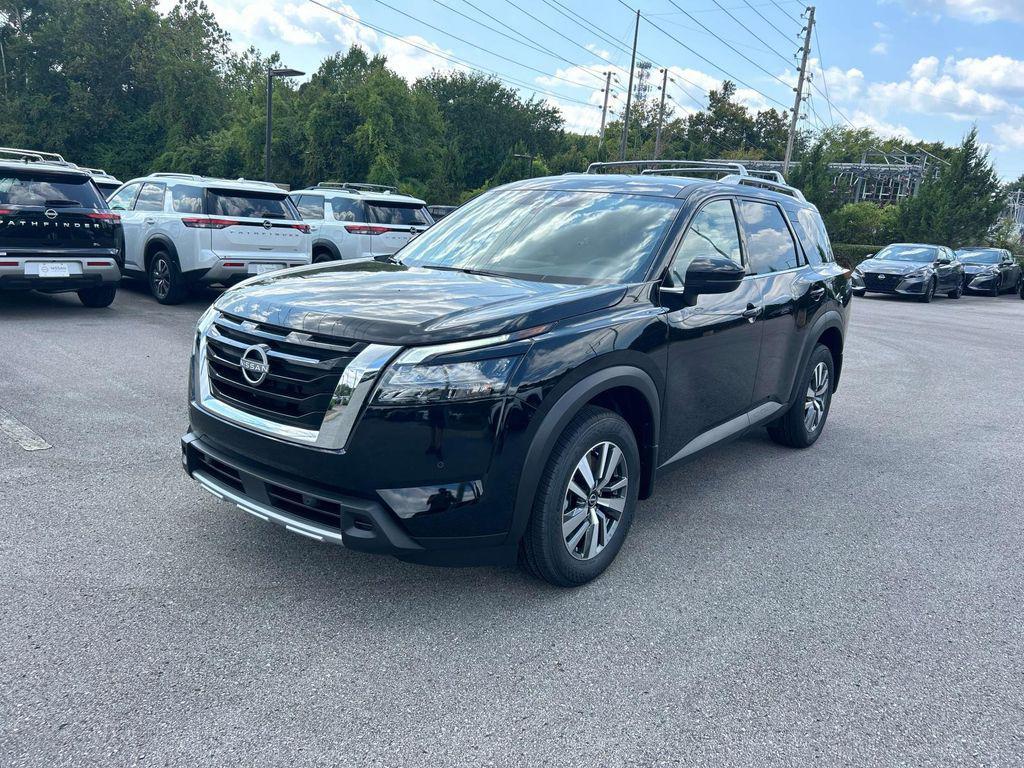 new 2025 Nissan Pathfinder car, priced at $36,599