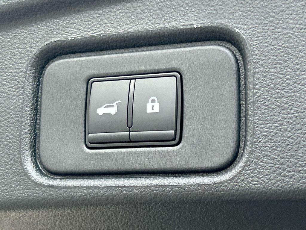 new 2025 Nissan Pathfinder car, priced at $36,599