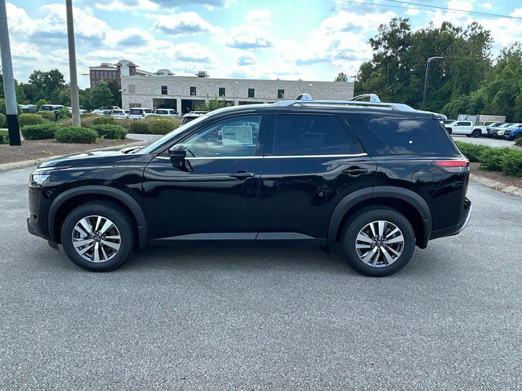 new 2025 Nissan Pathfinder car, priced at $36,599
