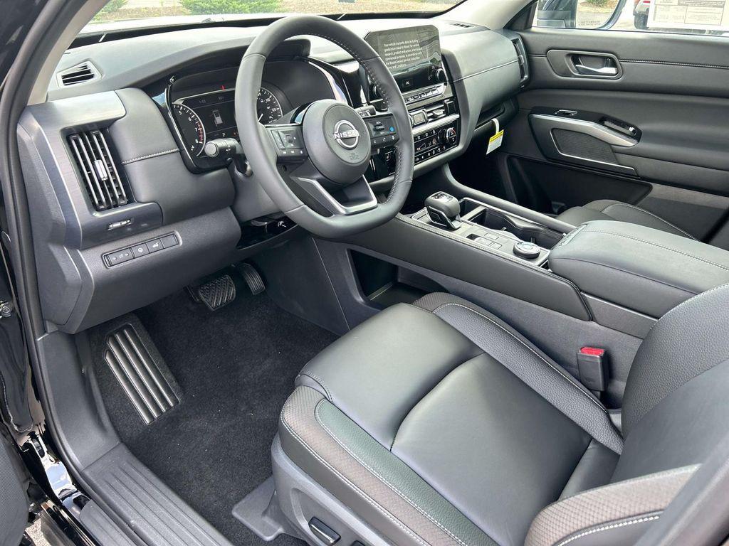 new 2025 Nissan Pathfinder car, priced at $36,599