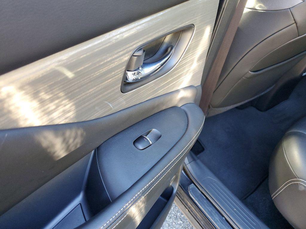 used 2018 Nissan Murano car, priced at $9,879