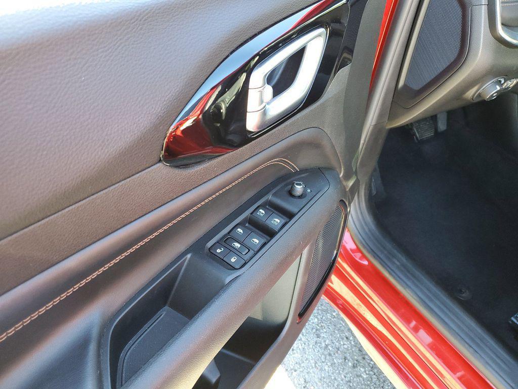 used 2022 Jeep Compass car, priced at $22,098