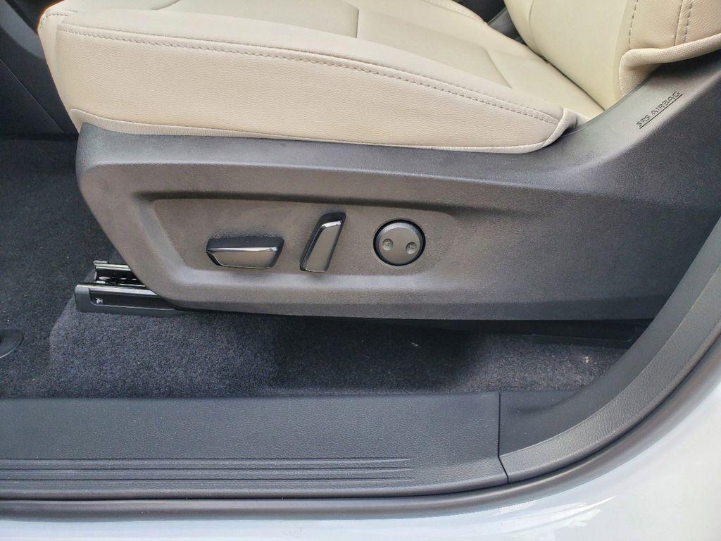 new 2025 Nissan Murano car, priced at $40,822