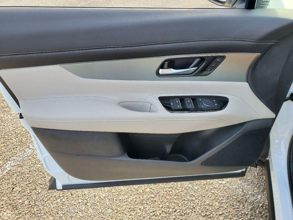 new 2025 Nissan Murano car, priced at $40,822