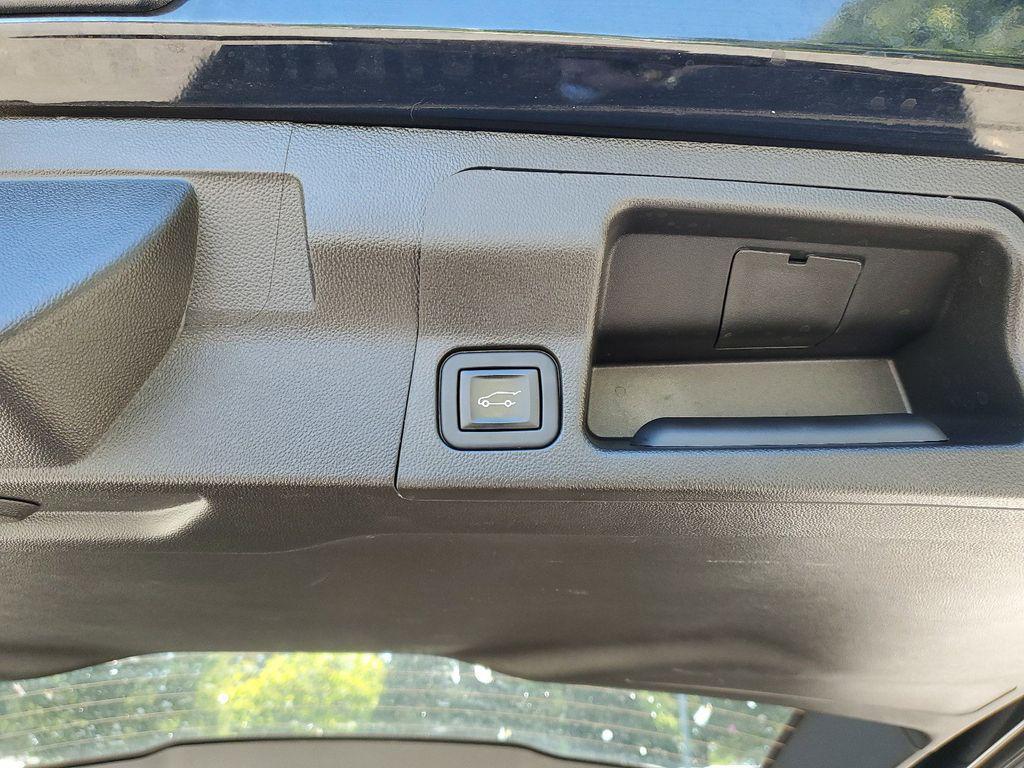 used 2023 GMC Acadia car, priced at $30,564