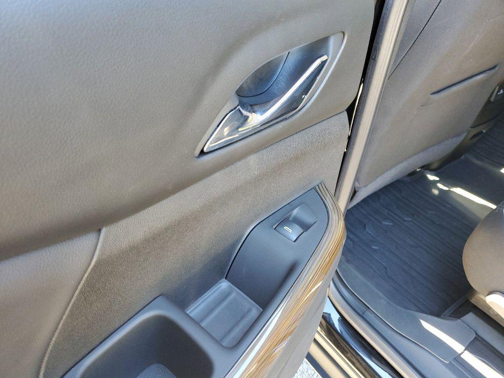 used 2023 GMC Acadia car, priced at $30,564