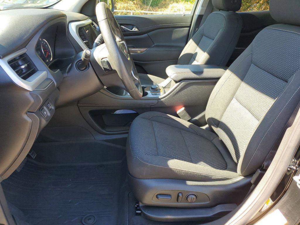 used 2023 GMC Acadia car, priced at $30,564