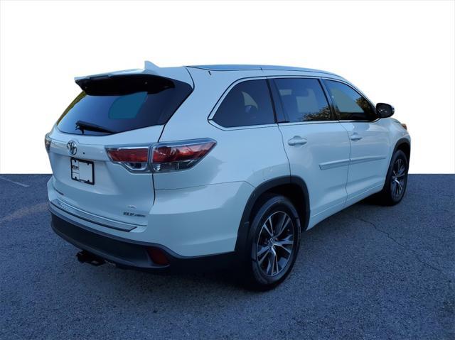 used 2016 Toyota Highlander car, priced at $21,994