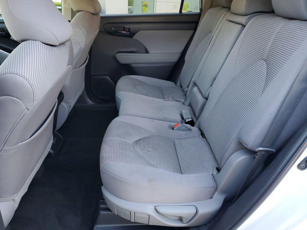 used 2023 Toyota Highlander car, priced at $31,327