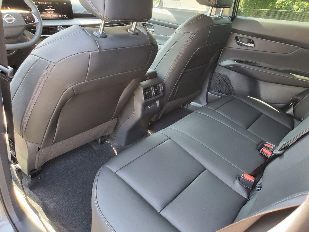 new 2025 Nissan Murano car, priced at $35,332