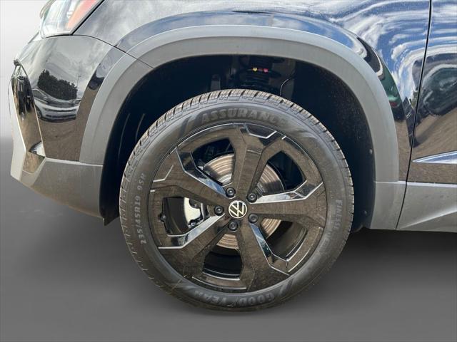 new 2025 Volkswagen Taos car, priced at $36,115