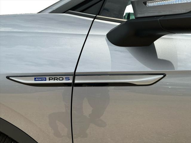 new 2025 Volkswagen ID.4 car, priced at $51,258