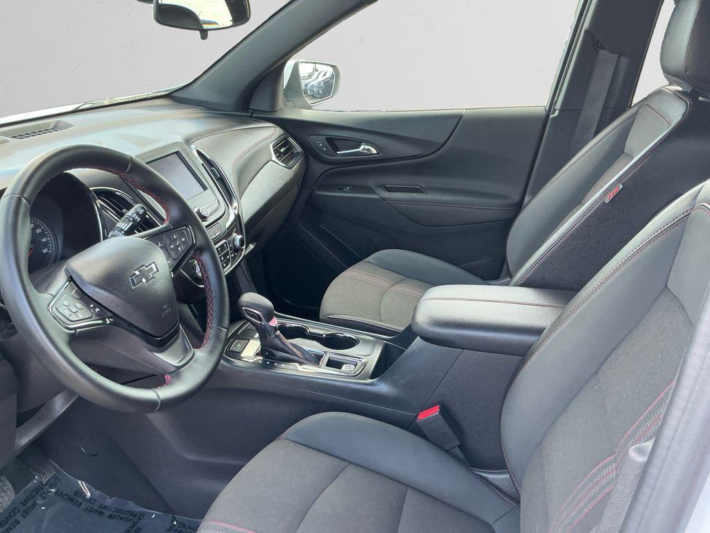 used 2024 Chevrolet Equinox car, priced at $29,893