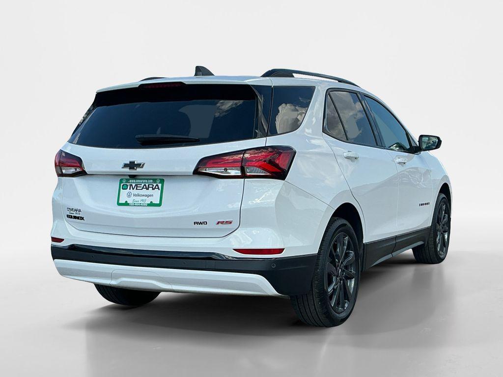used 2024 Chevrolet Equinox car, priced at $29,893