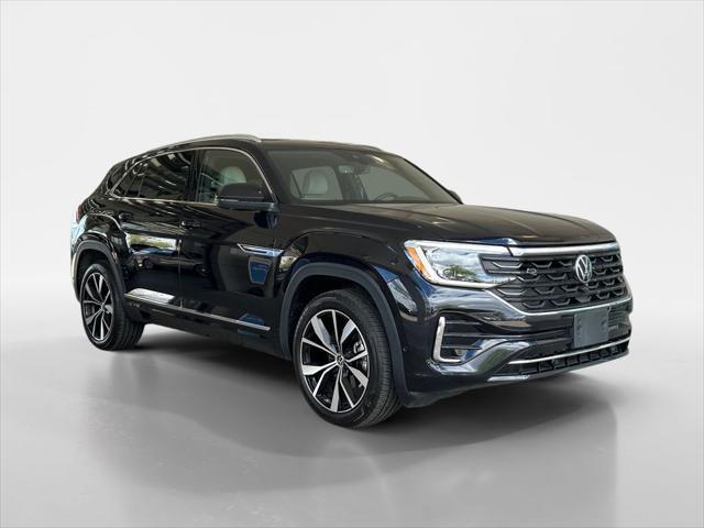 new 2025 Volkswagen Atlas Cross Sport car, priced at $52,616