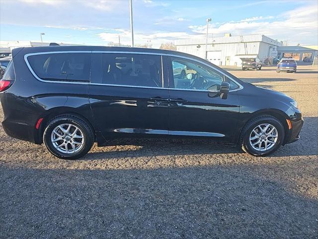 used 2023 Chrysler Pacifica car, priced at $24,698