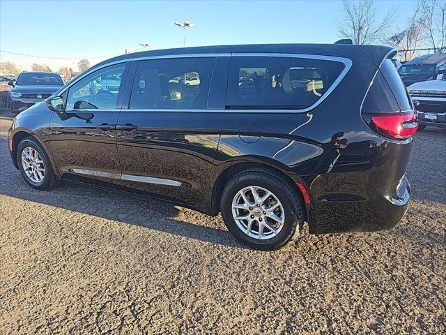 used 2023 Chrysler Pacifica car, priced at $24,698