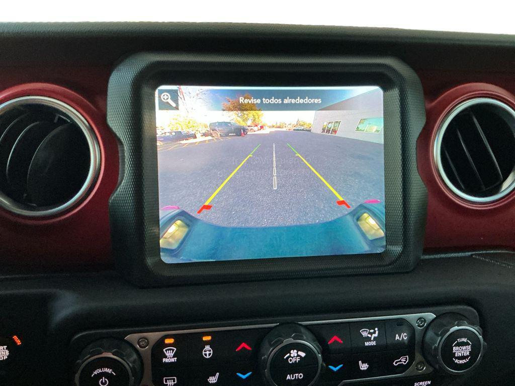 used 2023 Jeep Gladiator car, priced at $39,966