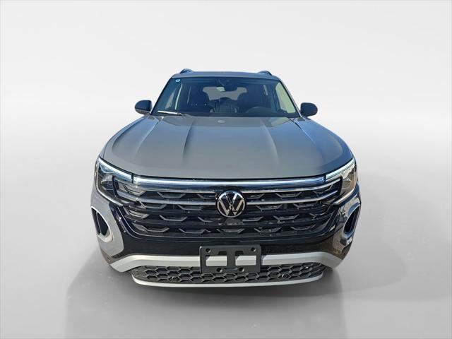 new 2025 Volkswagen Atlas car, priced at $47,531