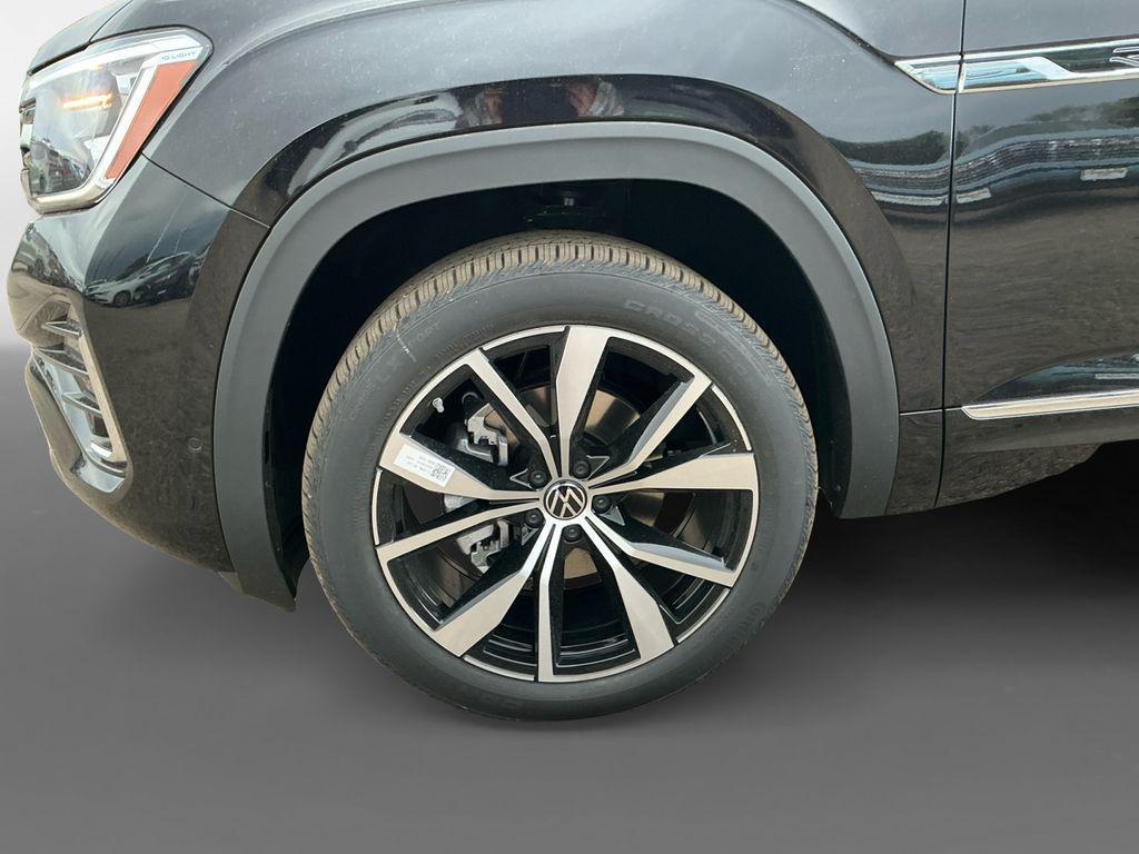 new 2026 Volkswagen Atlas car, priced at $58,336