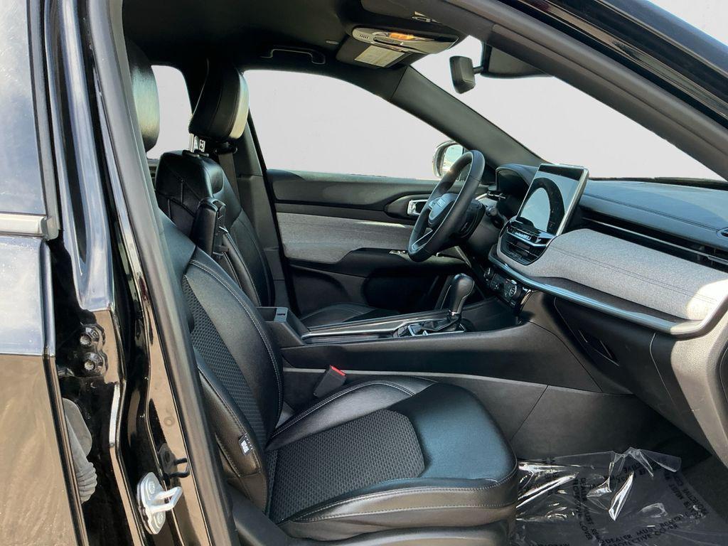 used 2024 Jeep Compass car, priced at $19,994