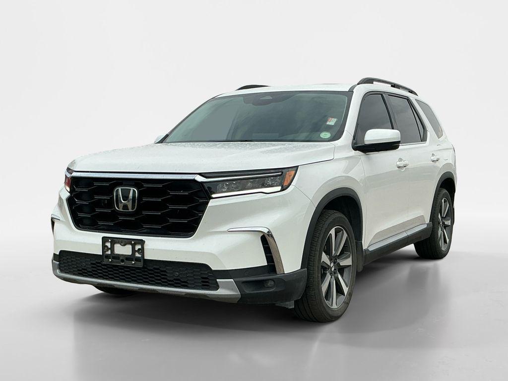 used 2024 Honda Pilot car, priced at $43,248