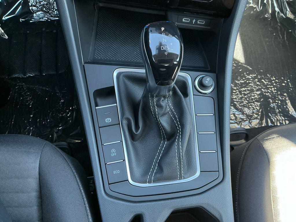 new 2025 Volkswagen Jetta car, priced at $23,535