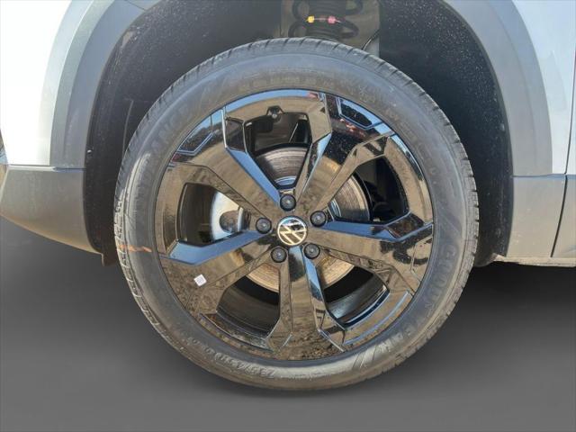 new 2025 Volkswagen Taos car, priced at $33,016