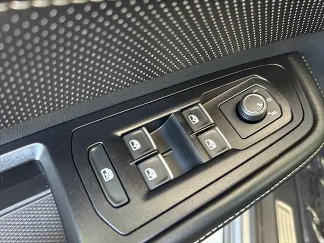 used 2024 Volkswagen Atlas car, priced at $34,625