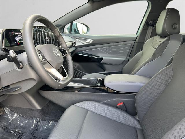 new 2025 Volkswagen ID.4 car, priced at $53,258
