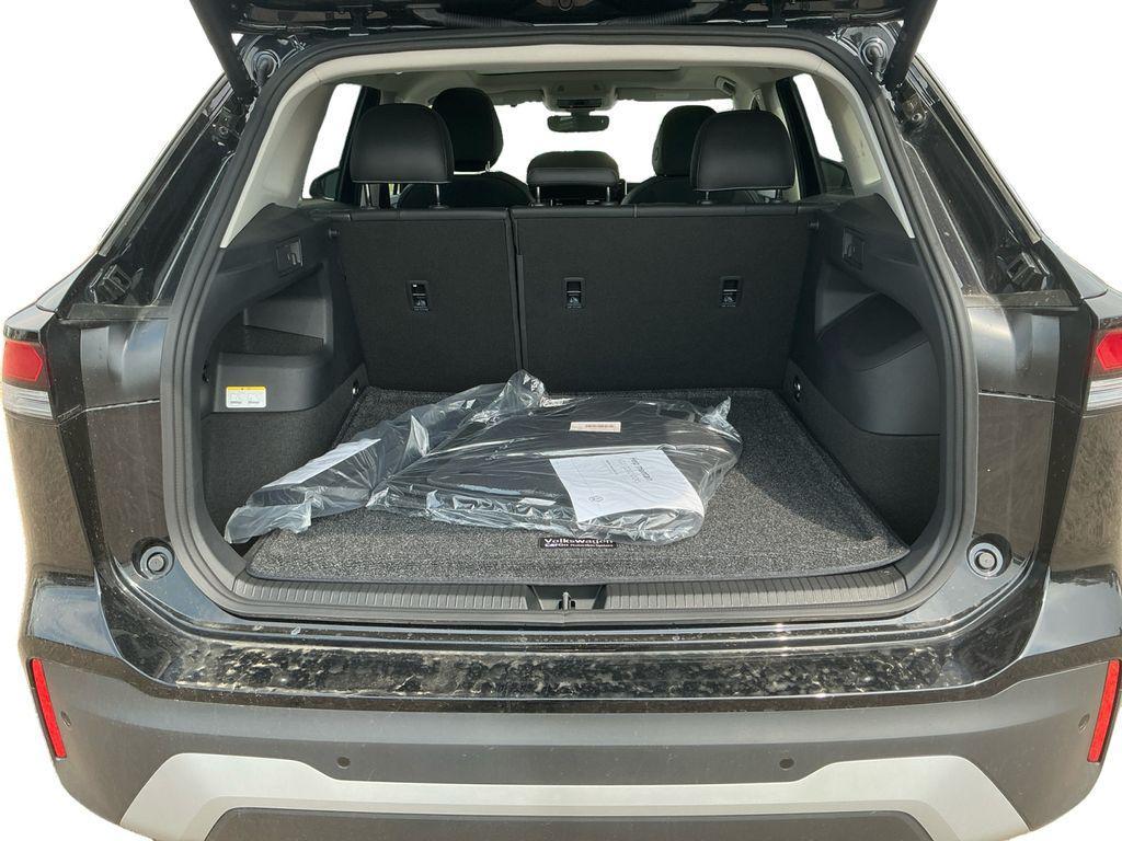 new 2025 Volkswagen Tiguan car, priced at $36,913