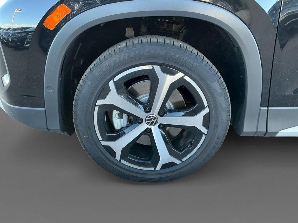 new 2025 Volkswagen Tiguan car, priced at $35,362