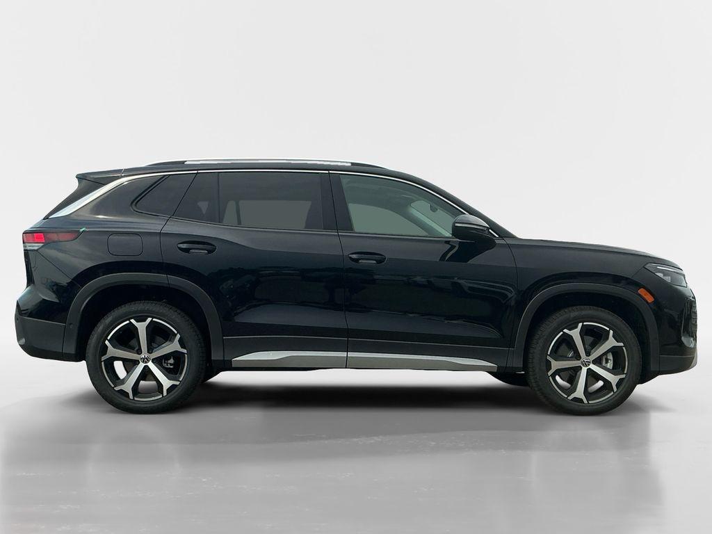 new 2025 Volkswagen Tiguan car, priced at $36,913