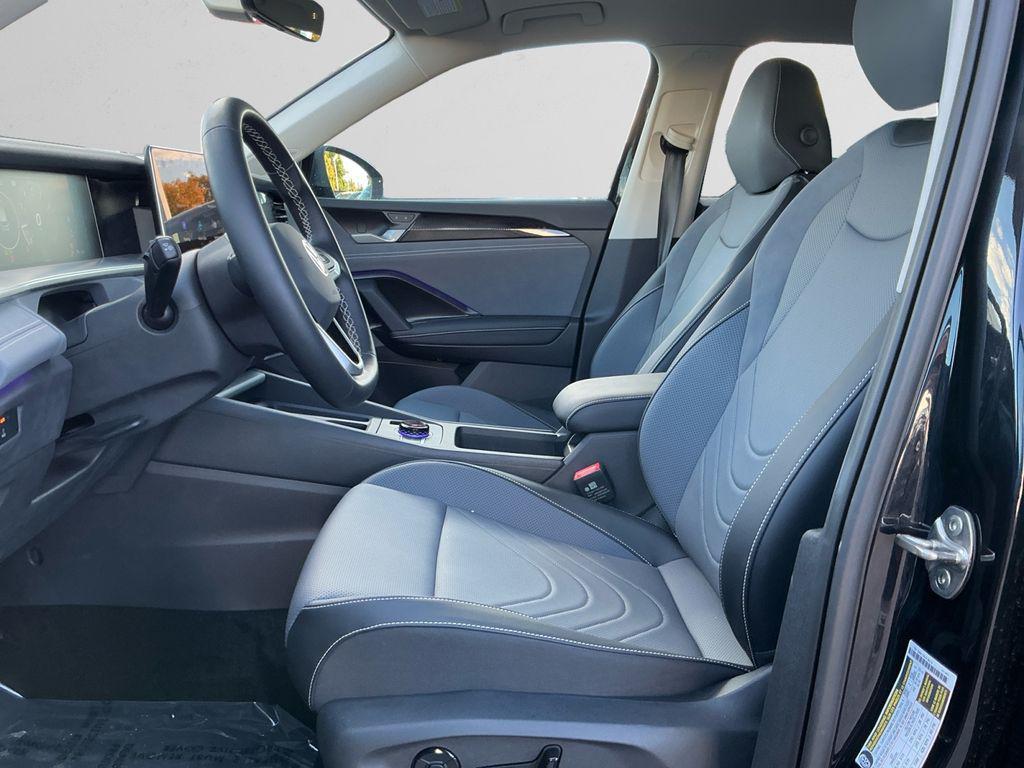 new 2025 Volkswagen Tiguan car, priced at $35,362