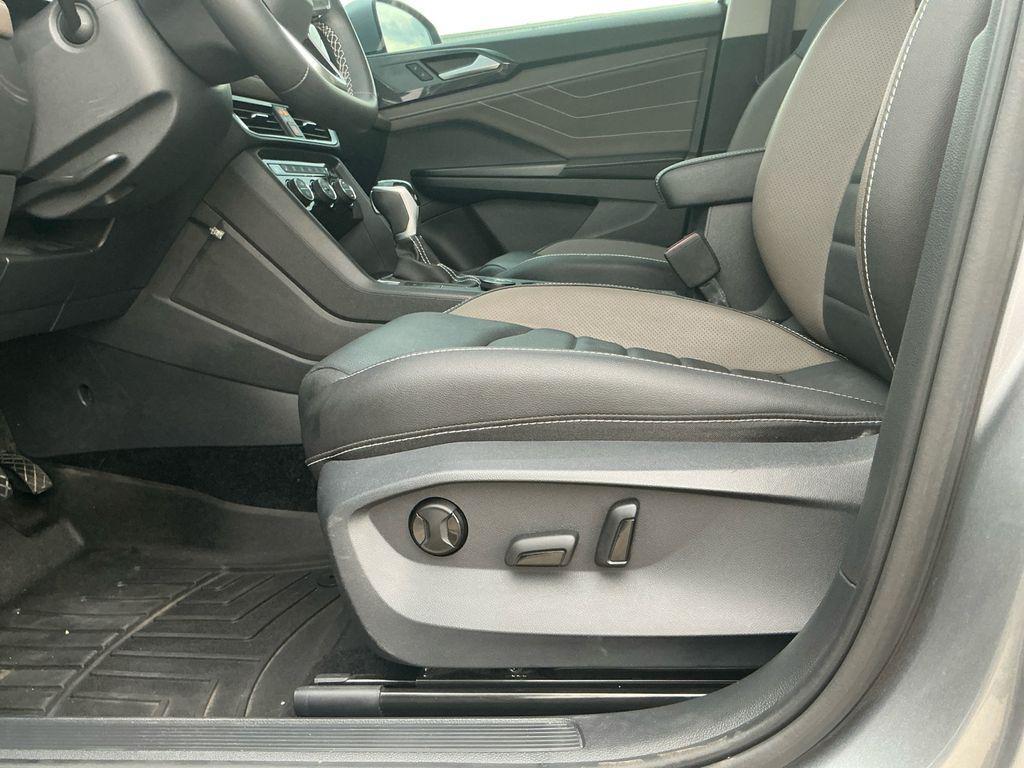 used 2024 Volkswagen Taos car, priced at $23,964